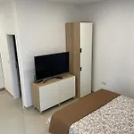 Apartment Glambyaj With Free Parking And Netflix *