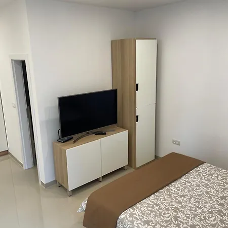 Appartement Glambyaj With Free Parking And Netflix *