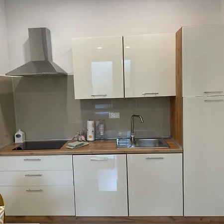 Appartement Glambyaj With Free Parking And Netflix